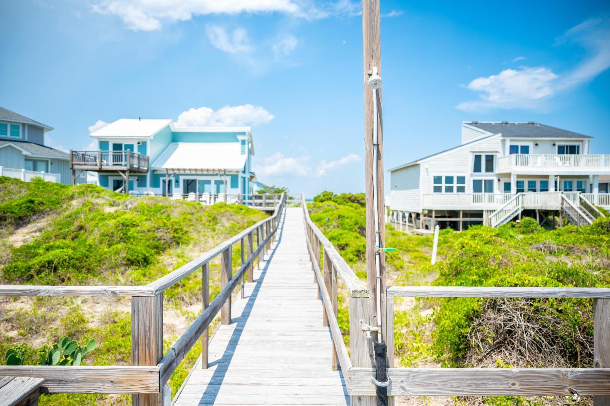 Beach Buzz By Oak Island Accommodations Caswell Beach المظهر الخارجي الصورة